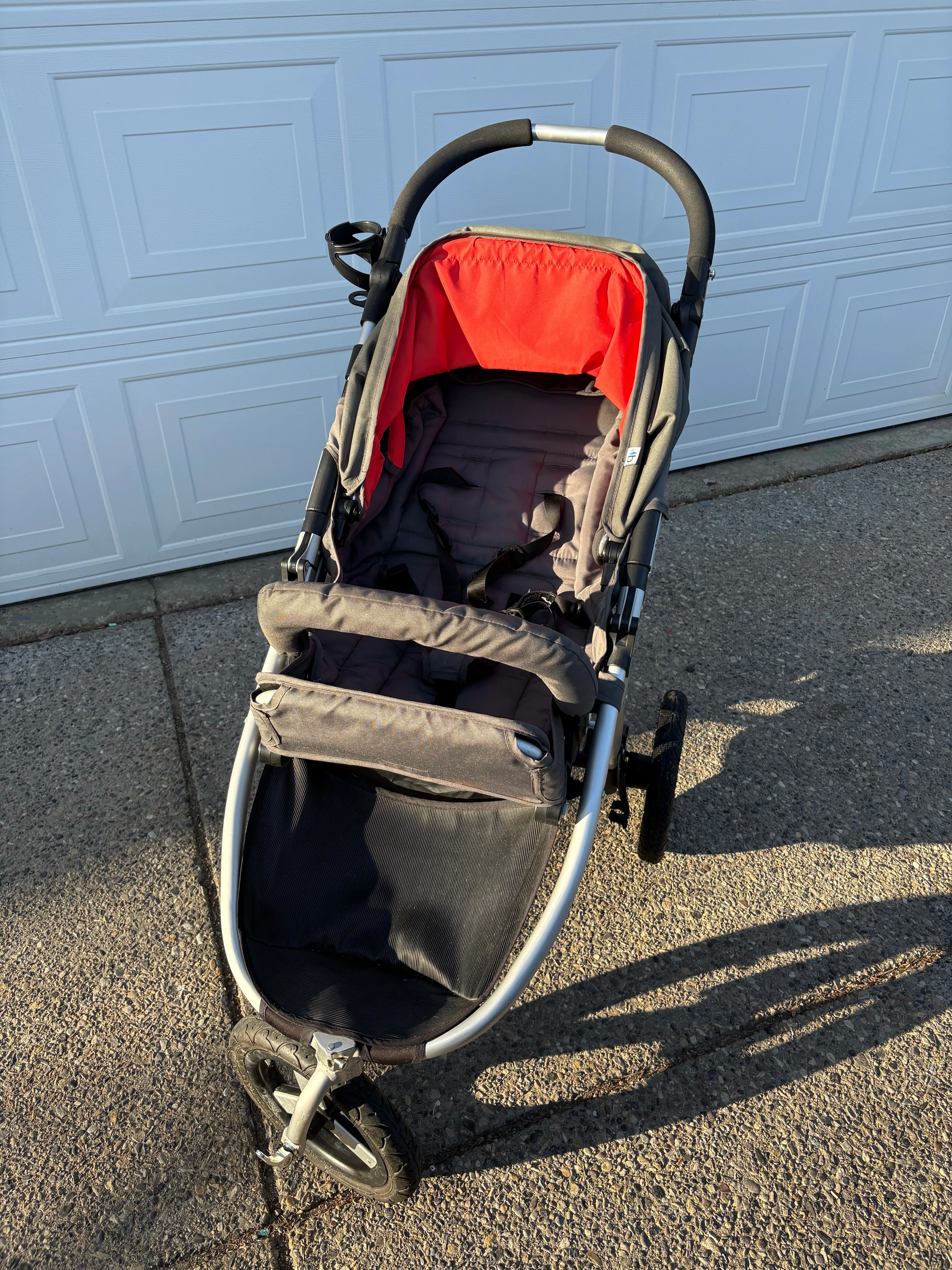 Bumbleride Indie Stroller with Bumbleride Winter Footmuff & Elodie Stroller Winter Gloves