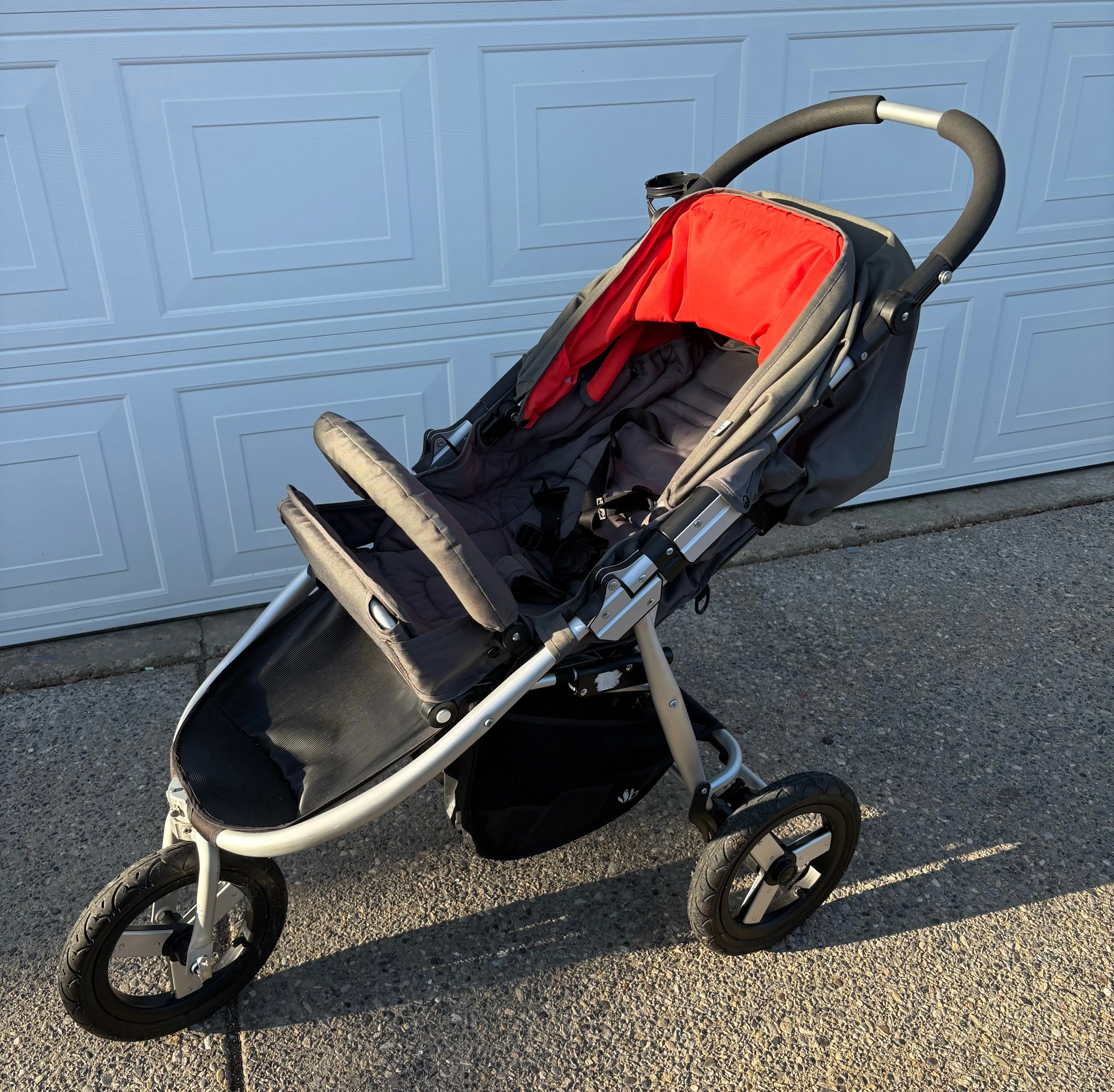 Bumbleride Indie Stroller with Bumbleride Winter Footmuff & Elodie Stroller Winter Gloves