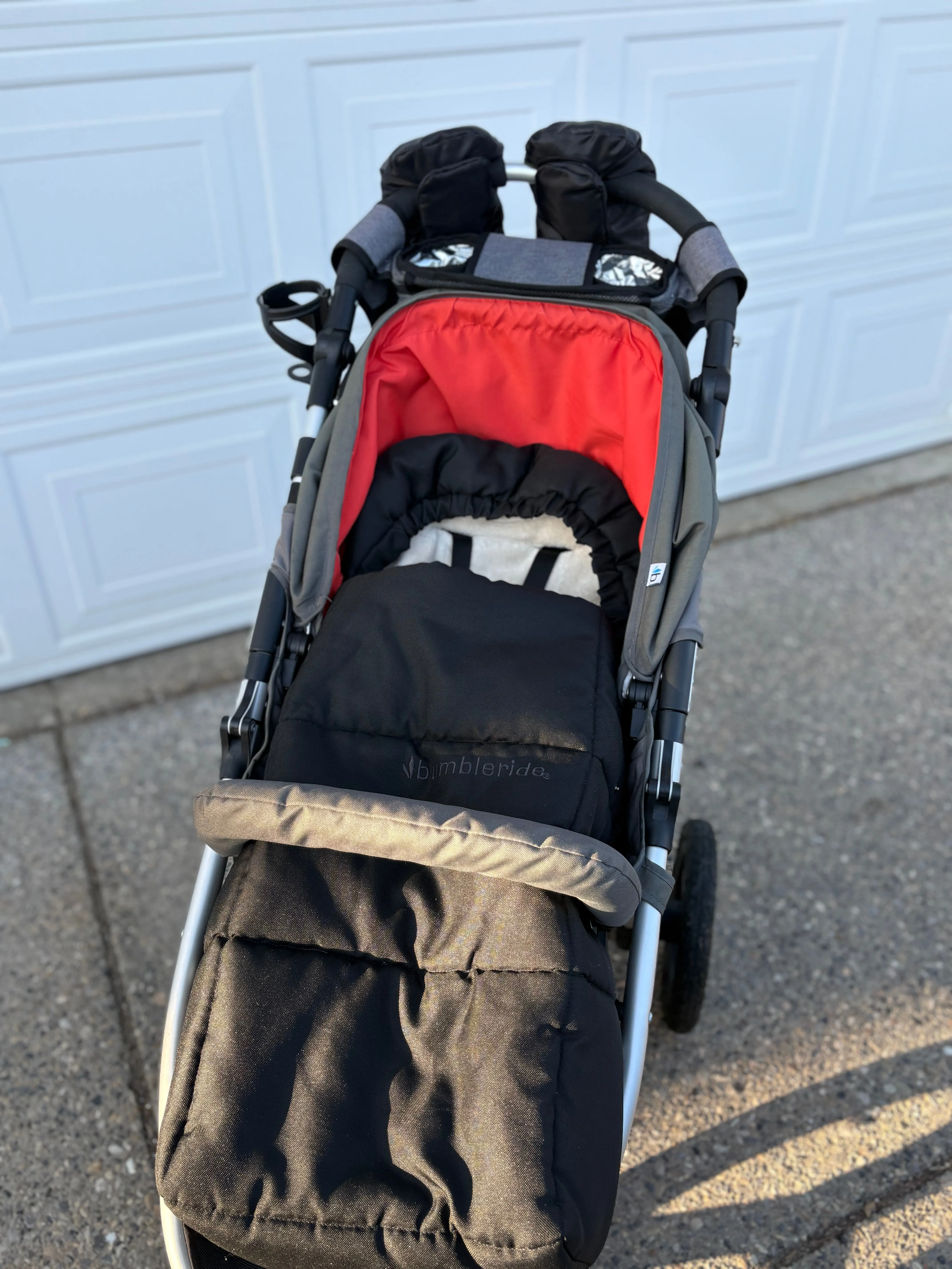 Bumbleride Indie Stroller with Bumbleride Winter Footmuff & Elodie Stroller Winter Gloves